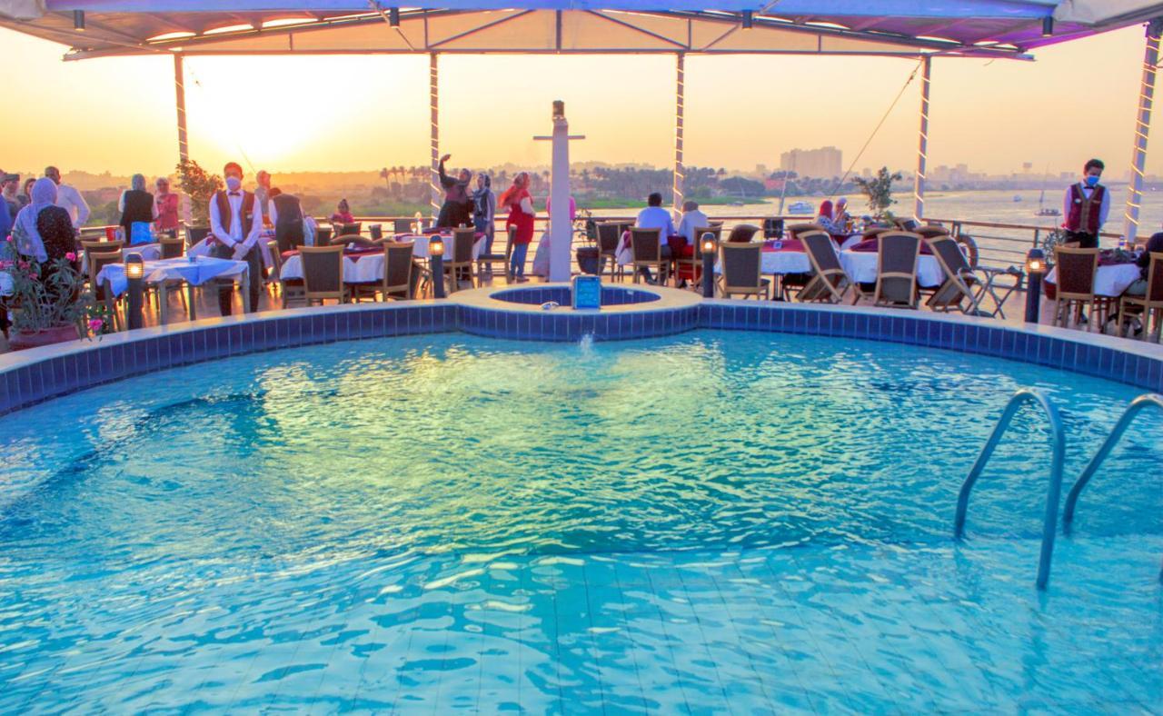 Nile View Jewel Hotel Caïro Buitenkant foto